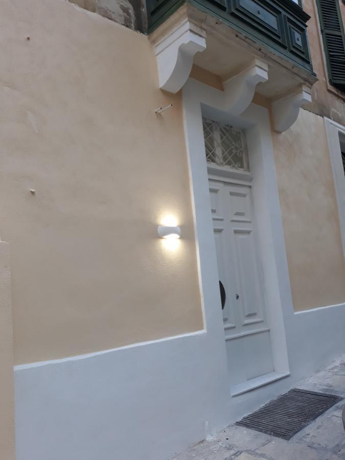 Door Eight Apartment Il-Furjana Exterior photo